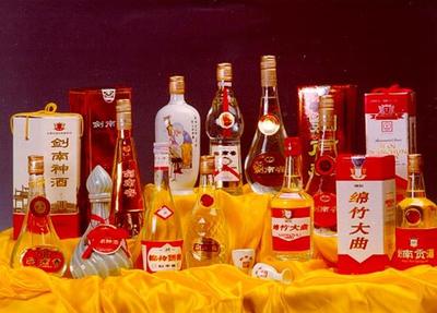 一線酒企漲價劍南春吃力跟風,業內稱底氣不足已難回一線