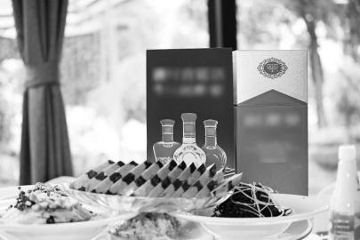 瞄上 人生第一杯酒 酒企鏖戰高考升學季